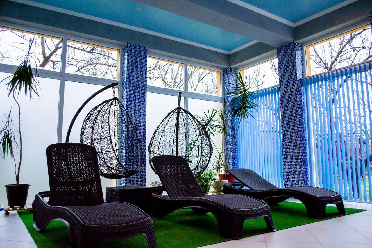 Beauty Complex Hotel Berehove  Exterior photo