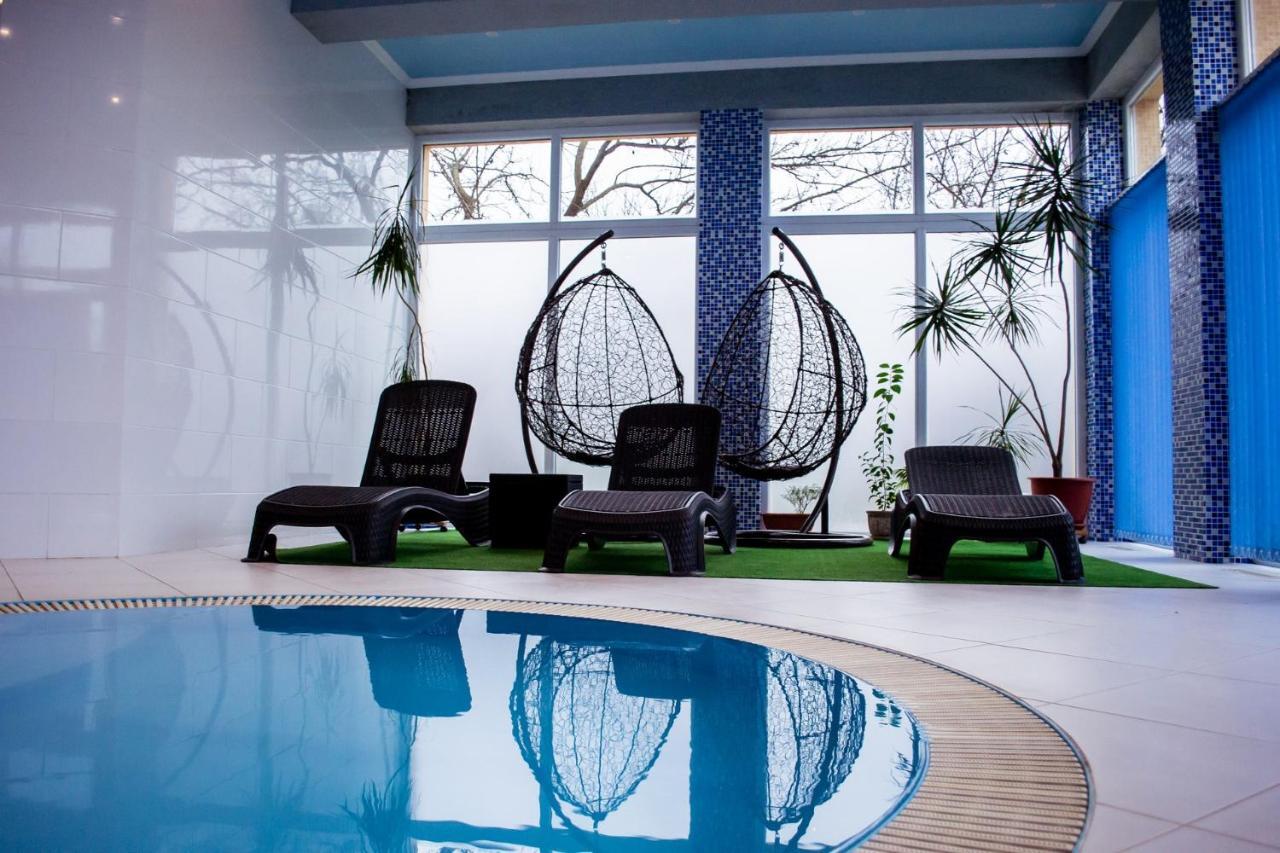 Beauty Complex Hotel Berehove  Exterior photo